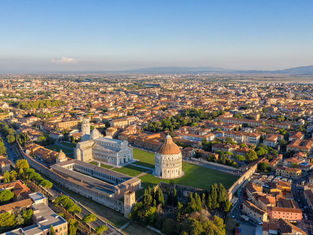 ITS__0005_Leaning Tower of Pisa and Cathedral - Aerial View