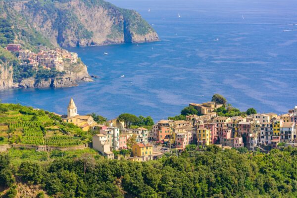 its-italy-in-a-glass-08-cinque-terre-corniglia-manarola