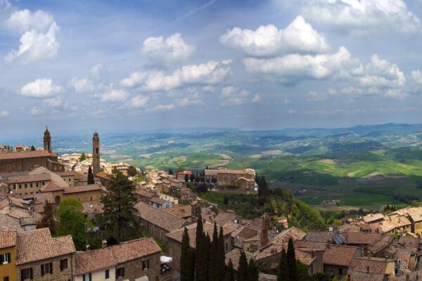 its-italy-in-a-glass-40-montalcino-panoramic-view
